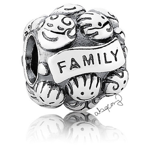 EUC Pandora 791039 Sterling Silver Love & Family Charm - Picture 1 of 12